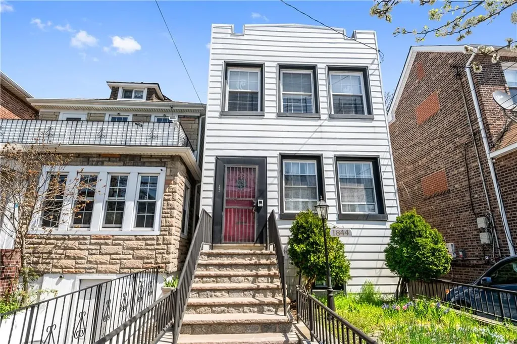 1844 Paulding Avenue Bronx NY 10462