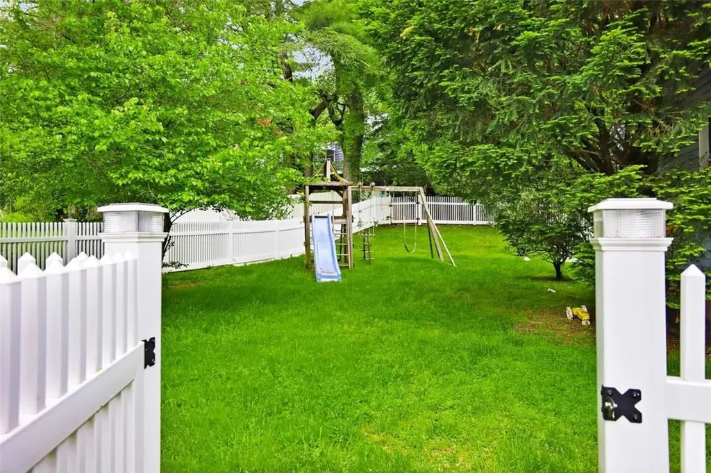 12 Duell Road White Plains NY 10603