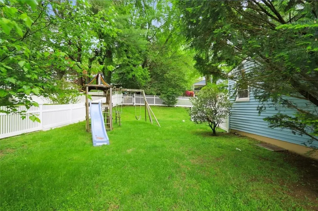 12 Duell Road White Plains NY 10603