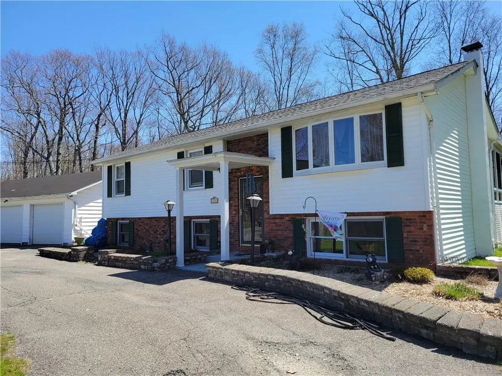 124 Racketts Road Westtown NY 10998