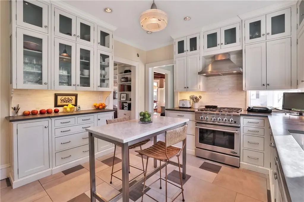 30 Smith Avenue Nyack NY 10960