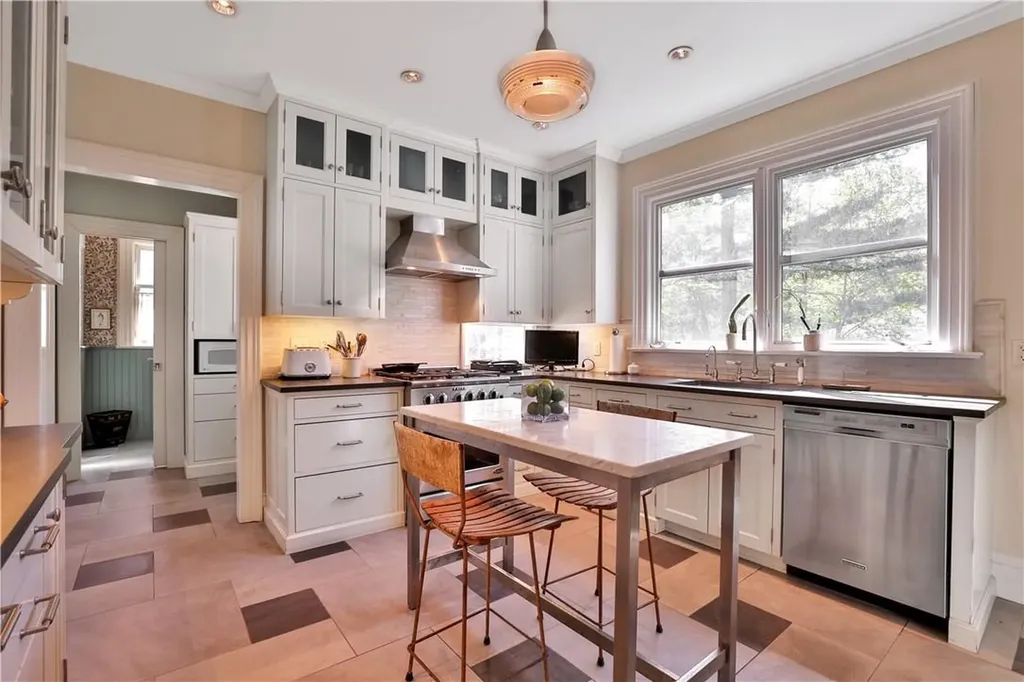 30 Smith Avenue Nyack NY 10960