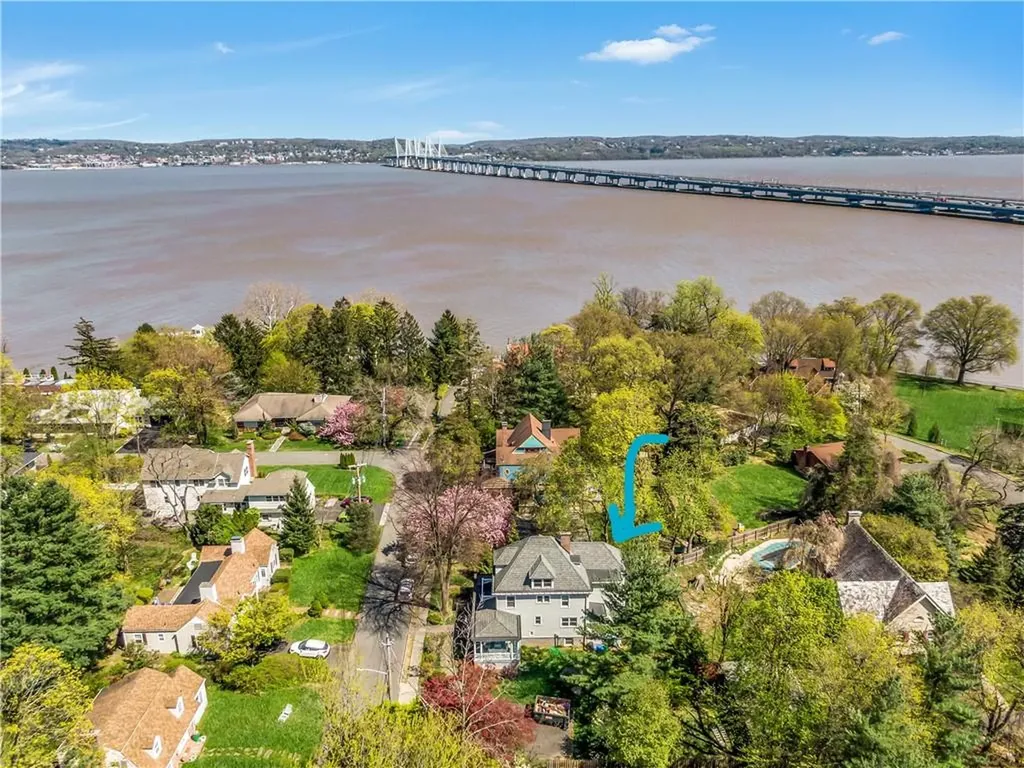 30 Smith Avenue Nyack NY 10960