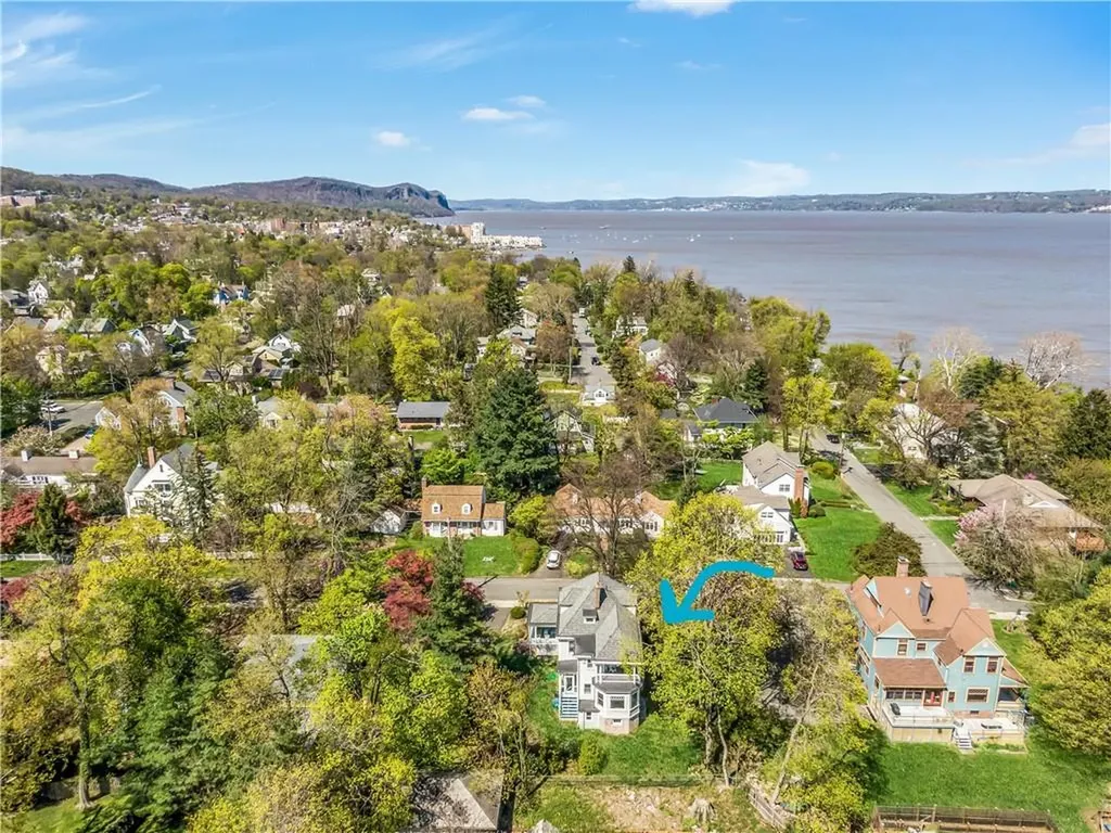 30 Smith Avenue Nyack NY 10960
