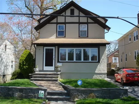 72 Corbalis Place Yonkers NY 10703