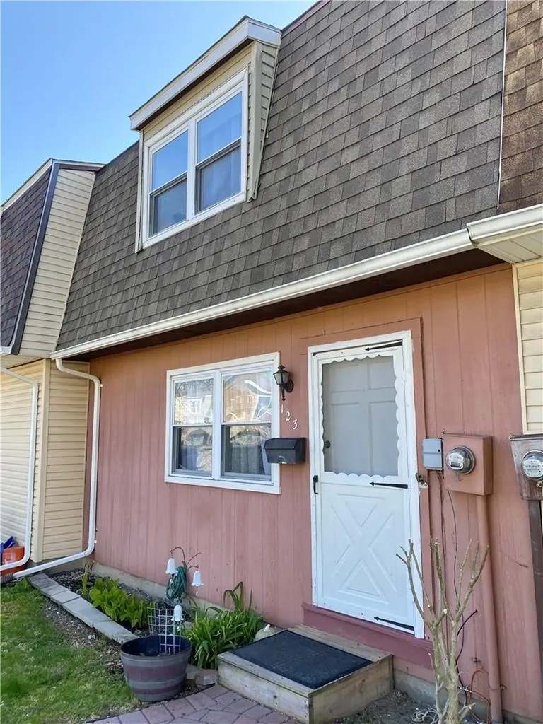 123 Chrystal Drive Maybrook NY 12543
