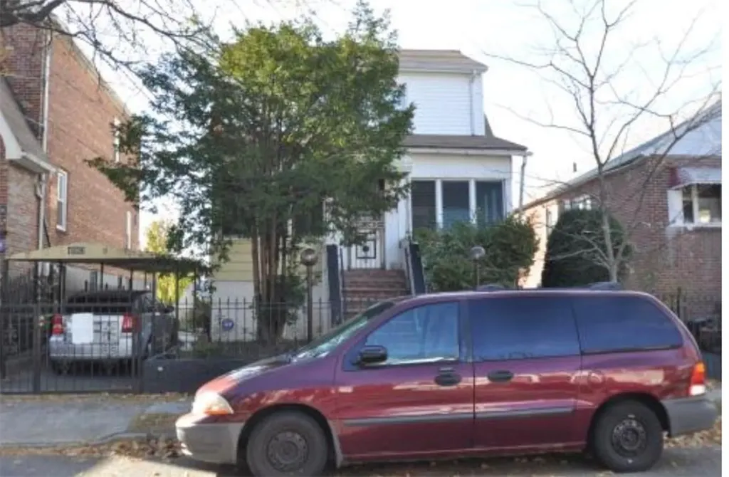 4063 Murdock Avenue Bronx NY 10466