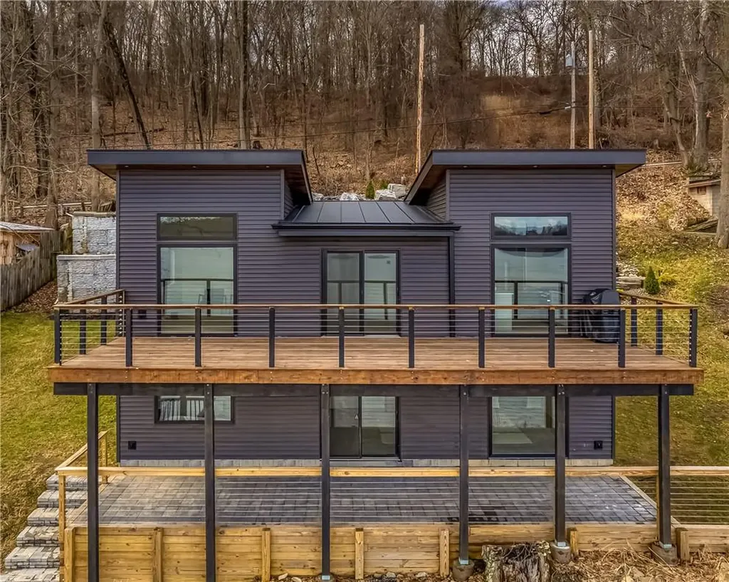 87 River Road Ulster Park NY 12487