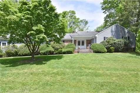 19 Boulder Brook Road Scarsdale NY 10583