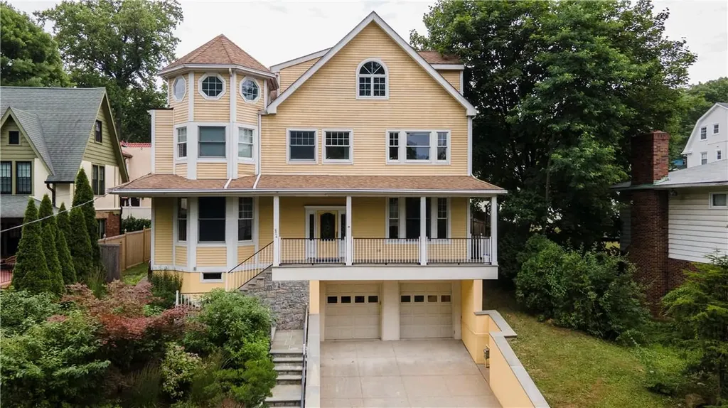 624 Timpson Street Pelham NY 10803