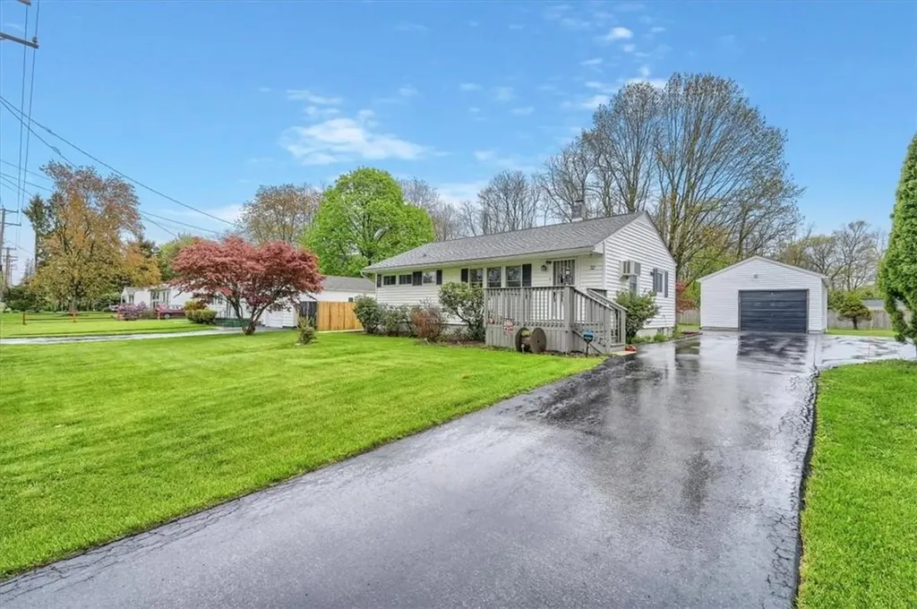 32 Bahret Avenue Poughkeepsie NY 12601