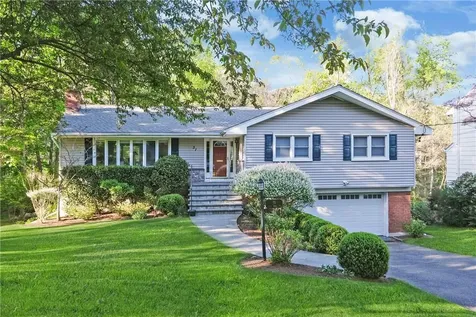31 Black Birch Lane Scarsdale NY 10583