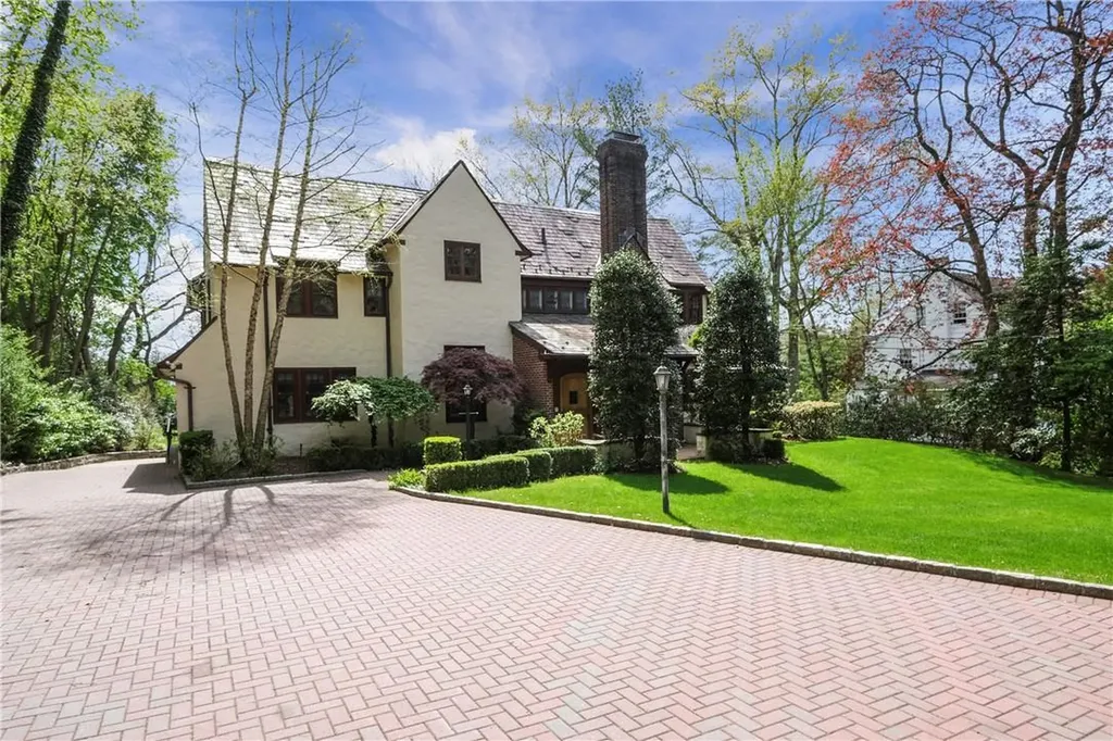 24 Fenimore Road Scarsdale NY 10583