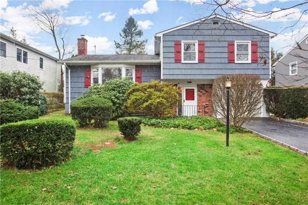 1357 California Road Eastchester NY 10709
