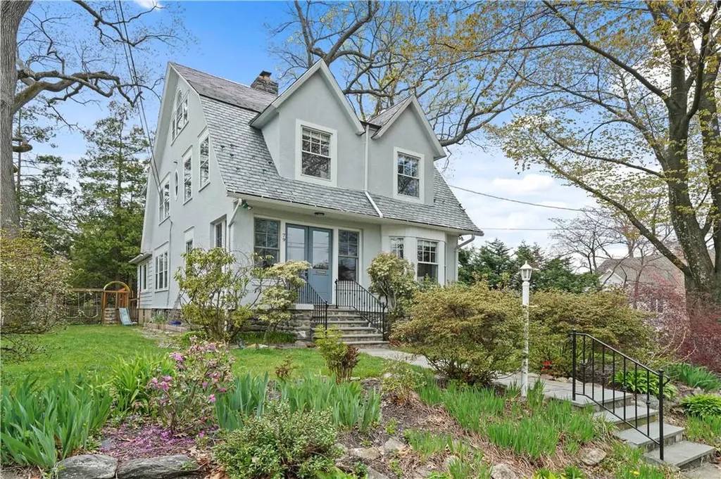 79 Clifford Avenue Pelham NY 10803
