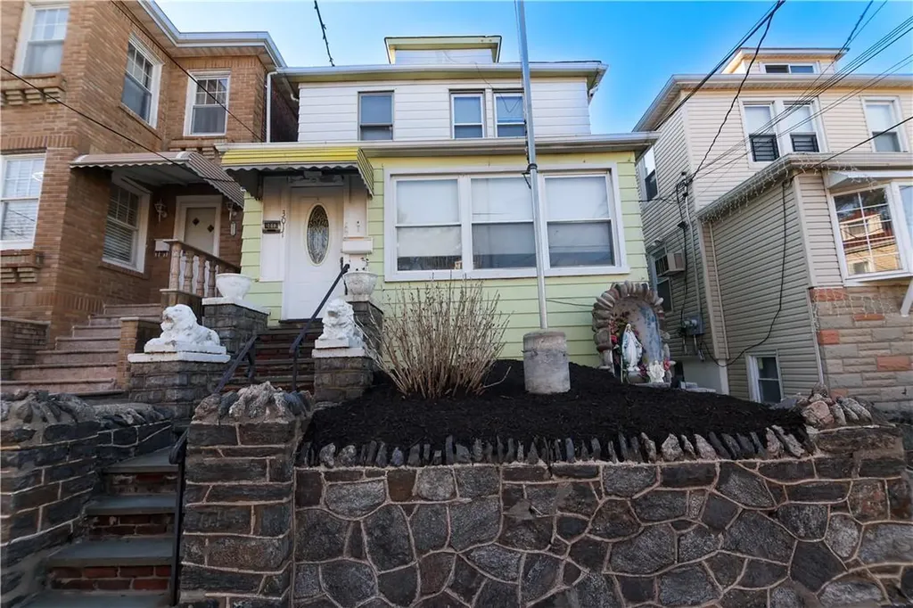 3017 Barkley Avenue Bronx NY 10465