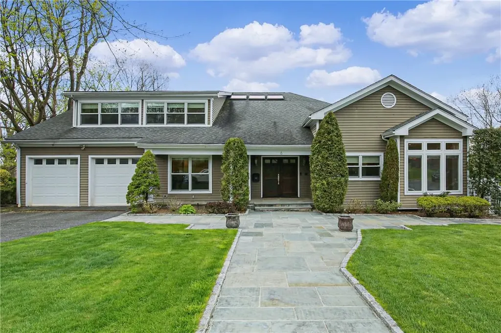 6 Eaton Lane Scarsdale NY 10583