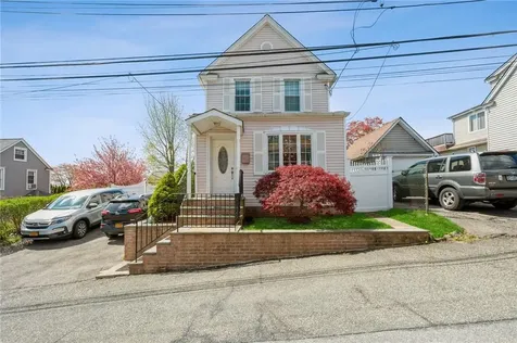 128 Bellevue Place Yonkers NY 10703