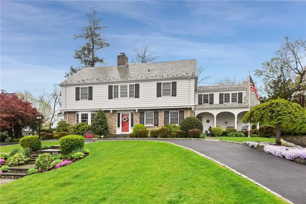 24 Forbes Boulevard Eastchester NY 10709