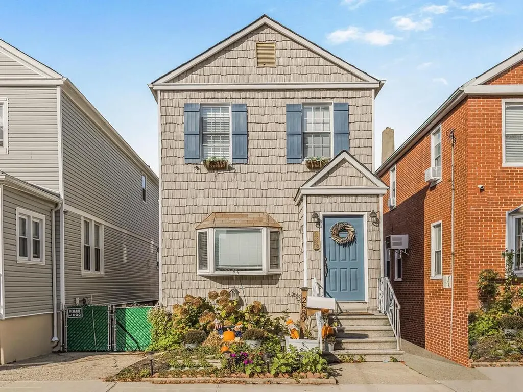 2889 Harrington Avenue Bronx NY 10461