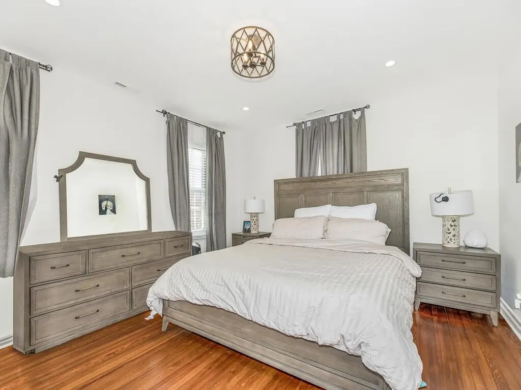 2889 Harrington Avenue Bronx NY 10461