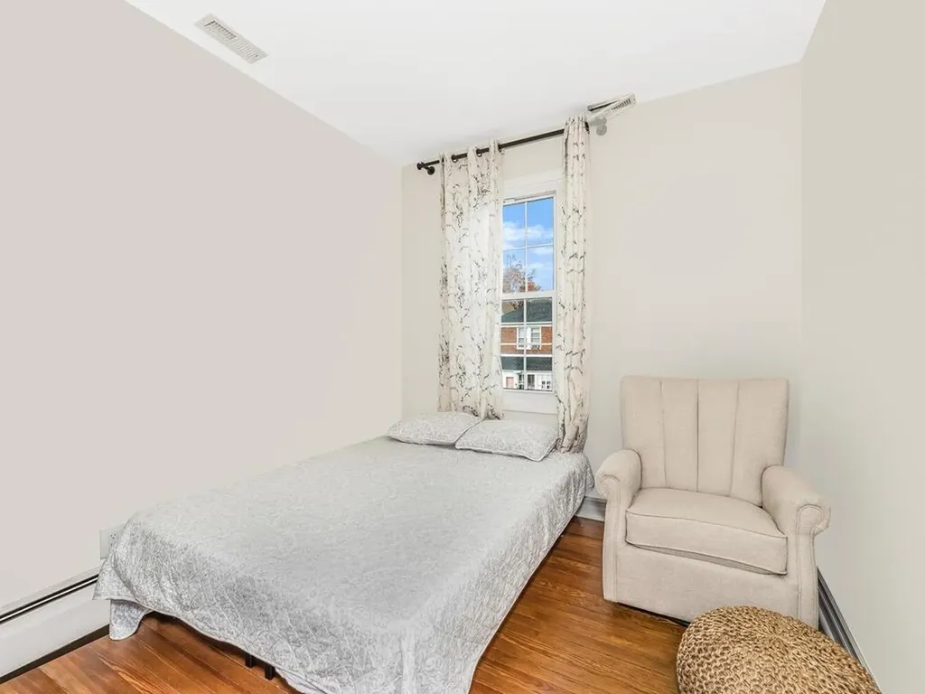 2889 Harrington Avenue Bronx NY 10461
