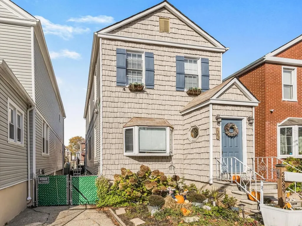 2889 Harrington Avenue Bronx NY 10461