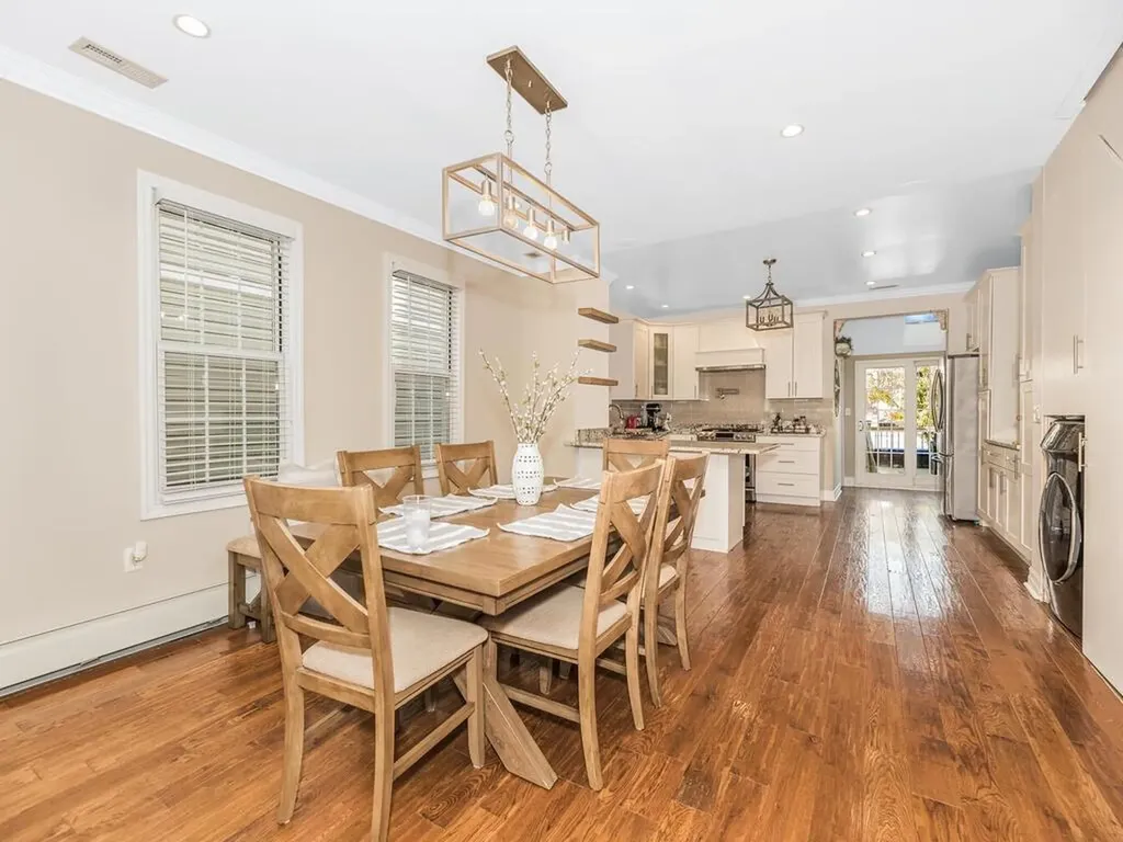 2889 Harrington Avenue Bronx NY 10461