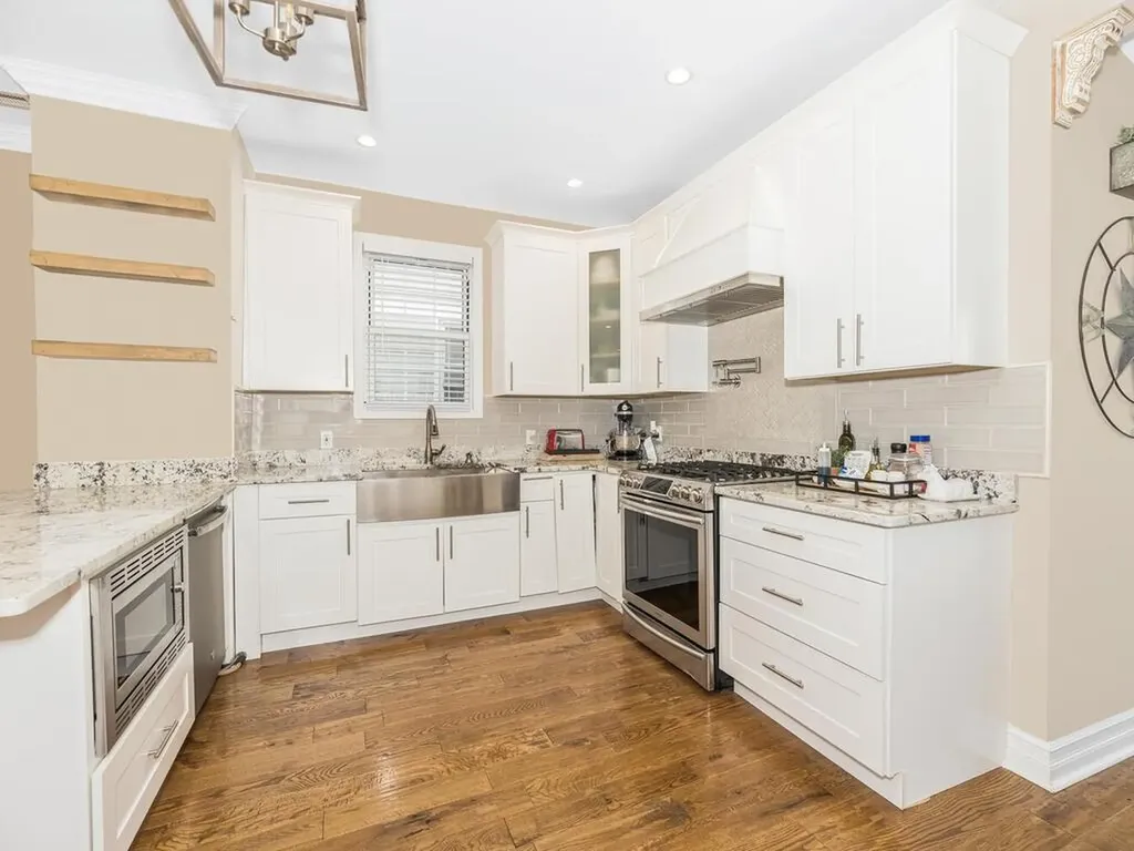 2889 Harrington Avenue Bronx NY 10461