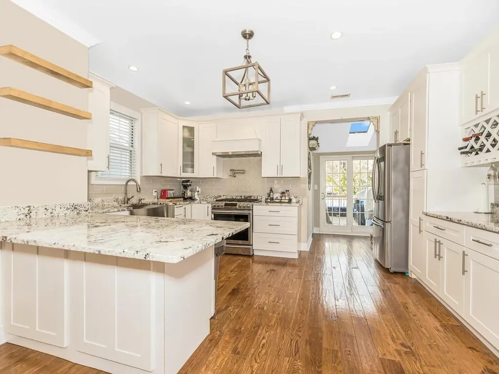 2889 Harrington Avenue Bronx NY 10461