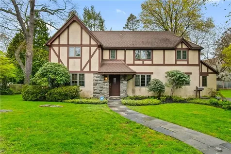 27 Langdon Terrace Bronxville NY 10708