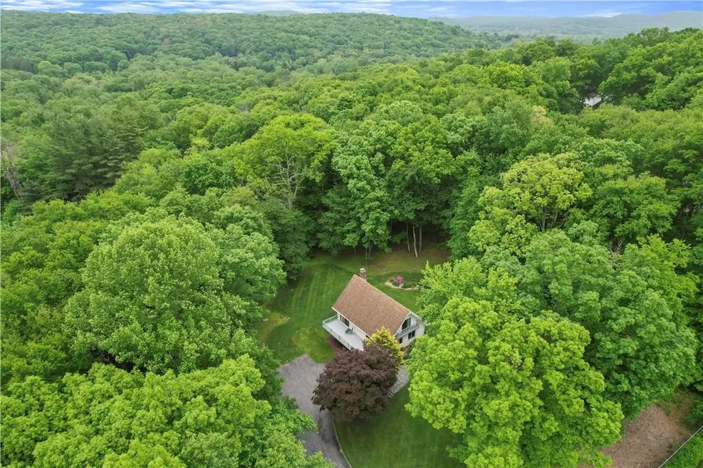 4 Annarock Drive Somers NY 10589