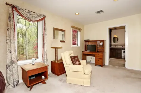 68 S Highland Avenue Pearl River NY 10965