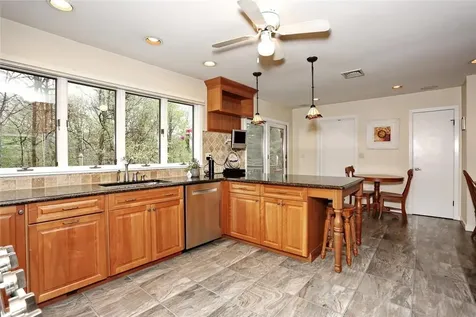 68 S Highland Avenue Pearl River NY 10965
