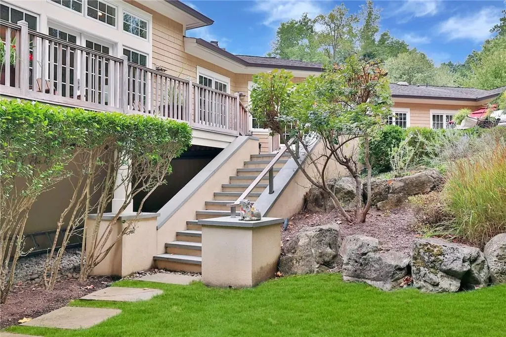 204 Kuyper Drive Nyack NY 10960