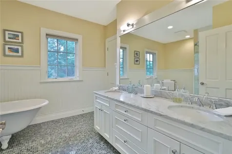 204 Kuyper Drive Nyack NY 10960