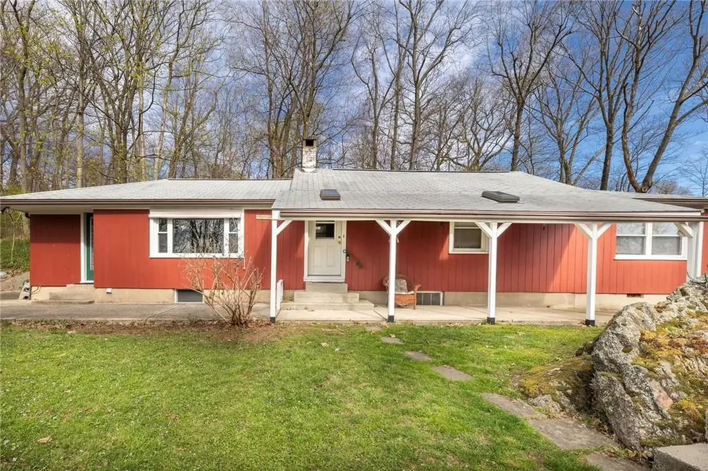 18 Highclere Lane Valhalla NY 10595