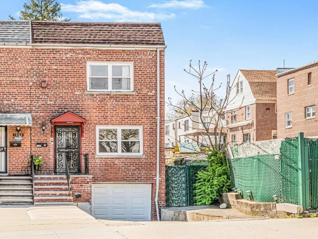 1560 Allerton Avenue Bronx NY 10469