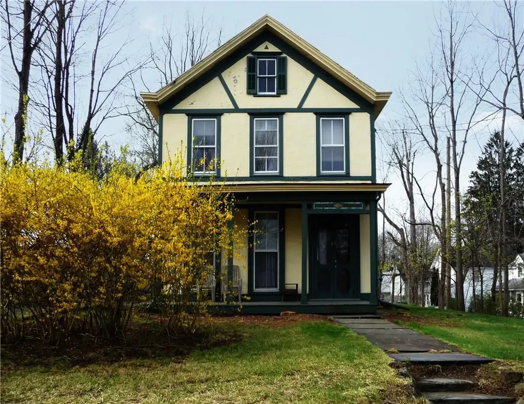 85 West Street Warwick NY 10990