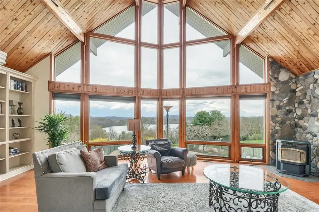17 Willow Road Carmel NY 10512