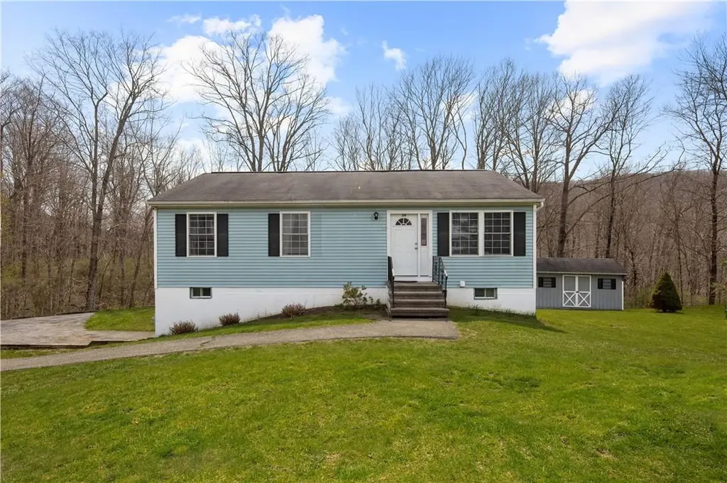 34 Holly Hill Drive Wingdale NY 12594