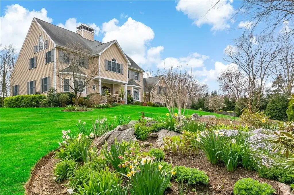 1605 Spring Valley Road Ossining NY 10562