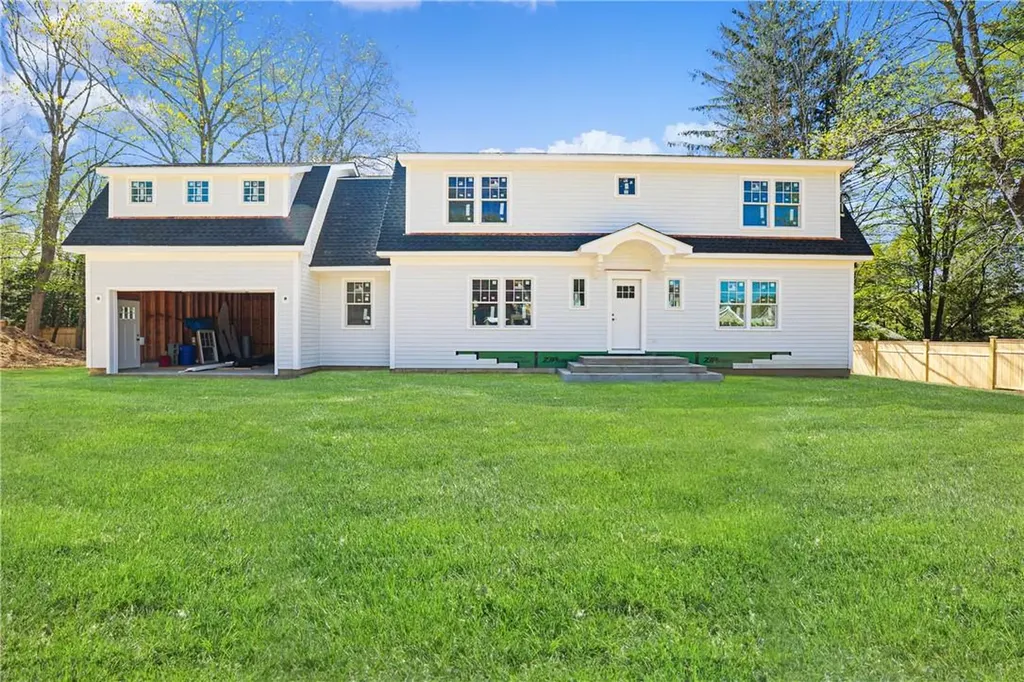39 Red Oak Lane Mount Kisco NY 10549