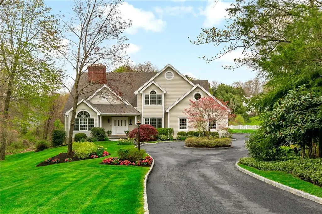 75 Random Farms Drive Chappaqua NY 10514