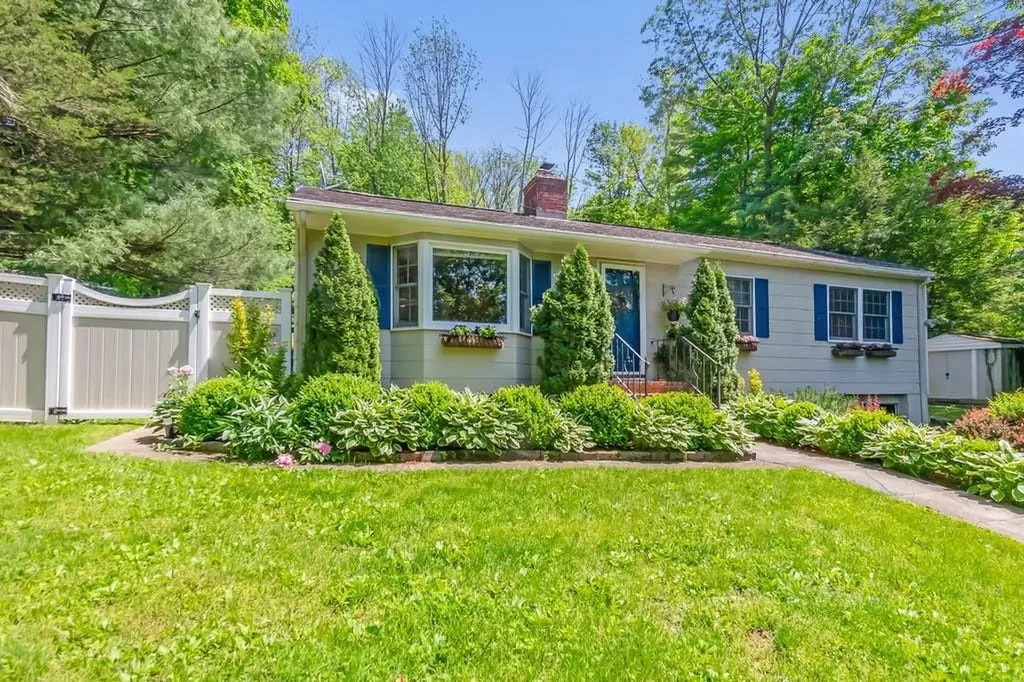 111 Castle Road Chappaqua NY 10514