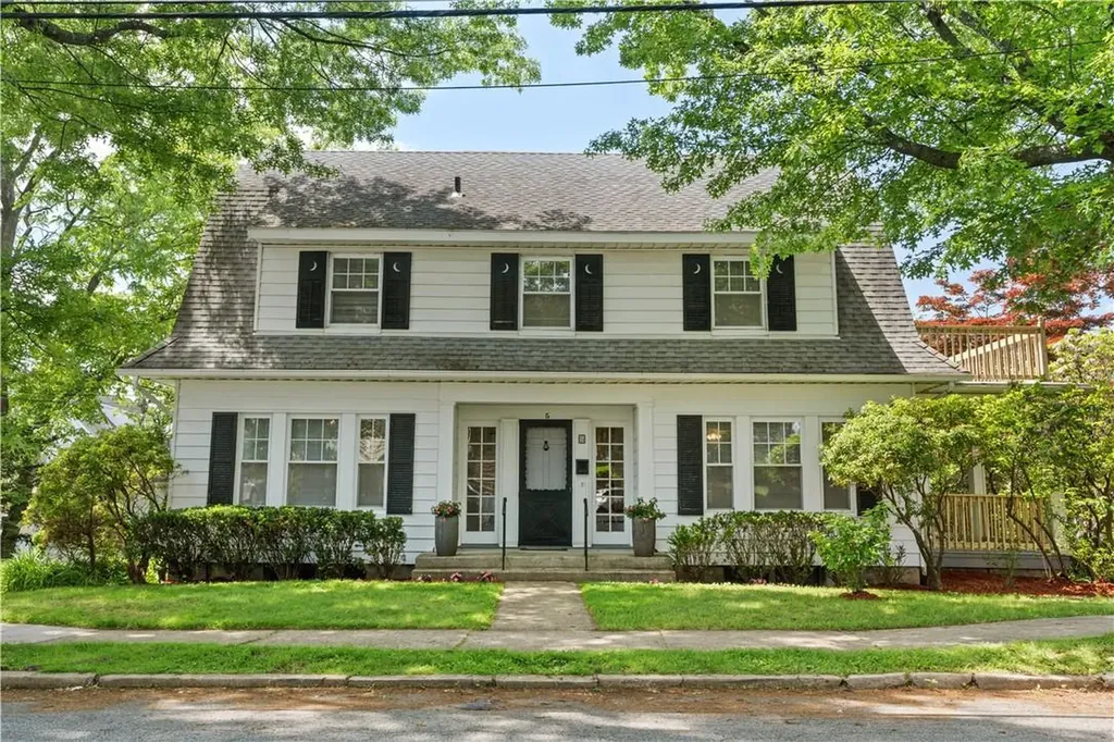 5 Hawley Street White Plains NY 10606