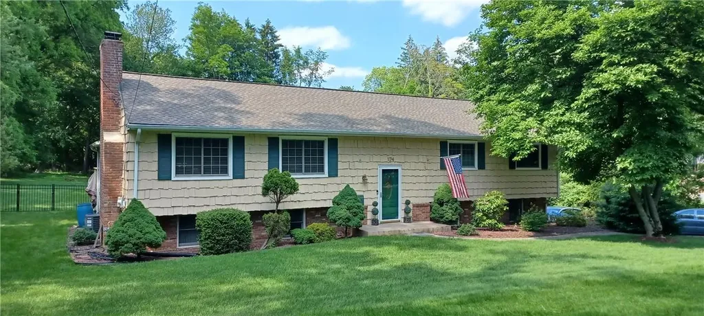 174 Sickletown Road West Nyack NY 10994