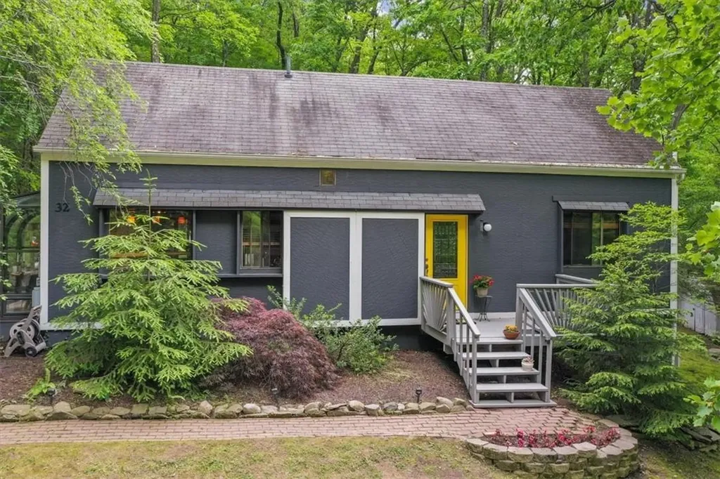 32 Mine Hill Road Cornwall NY 12518