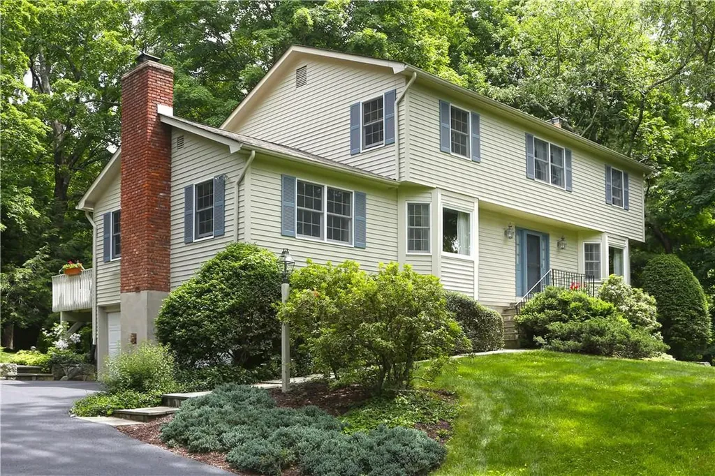 8 Douglas Drive Katonah NY 10536