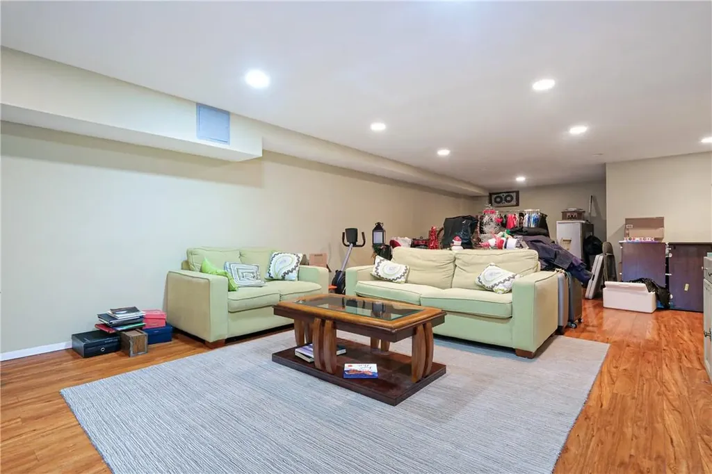 42 Pleasant Ridge Road Valhalla NY 10595